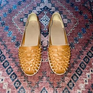 BRAND NEW Nisolo Huarache Sandal, Almond, size 6